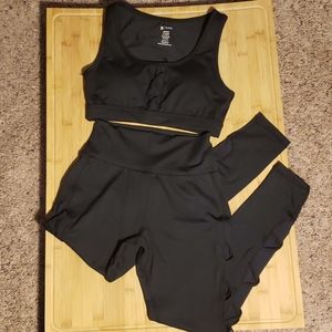 Buffbunny Cross My Heart Legging & Bra Set